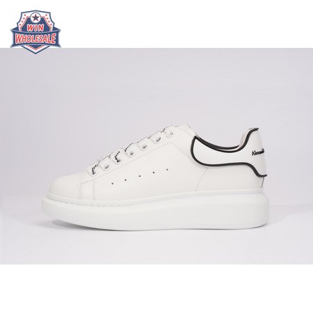 Alexander McQueen Oversized white Black SIZE: 35-45