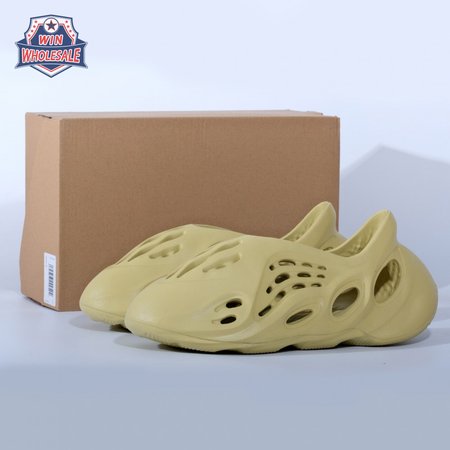 ADIDAS YEEZY FOAM RUNNER SULFUR 37-48.5